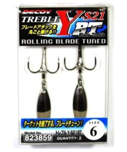 Decoy blade treble fishing hooks